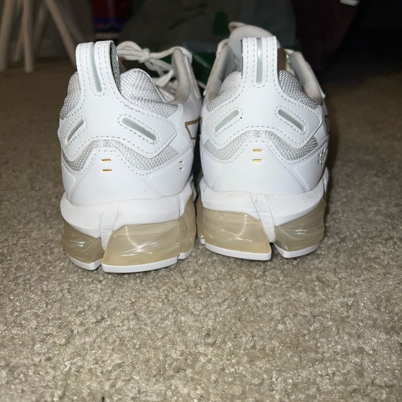 White and Gold Gel Contend 6 - Picture 9 of 9